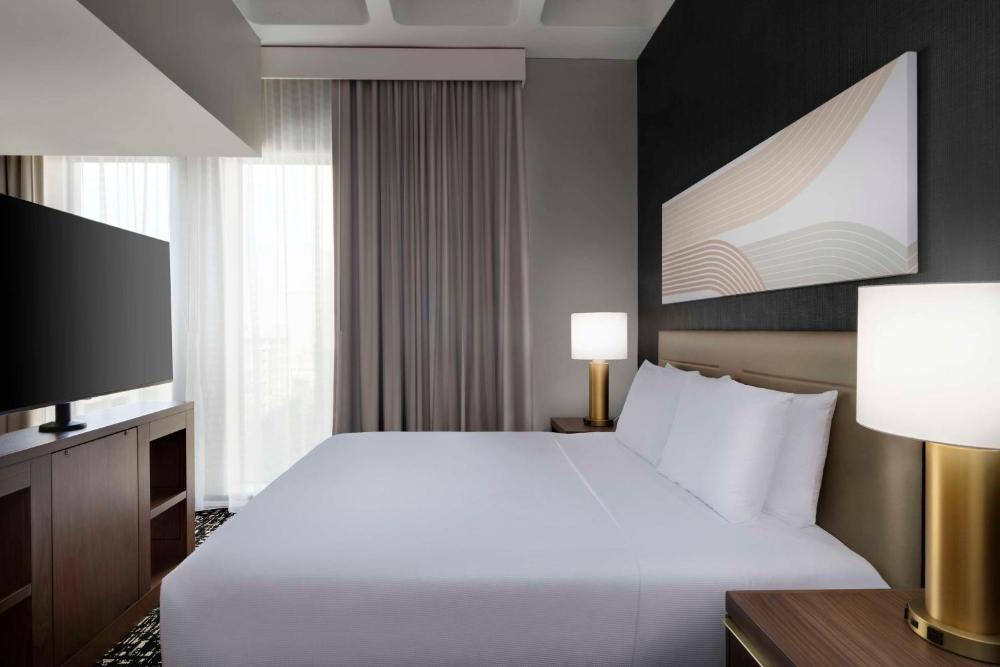 King Studio Suite with Kitchen and Sofa Bed interior